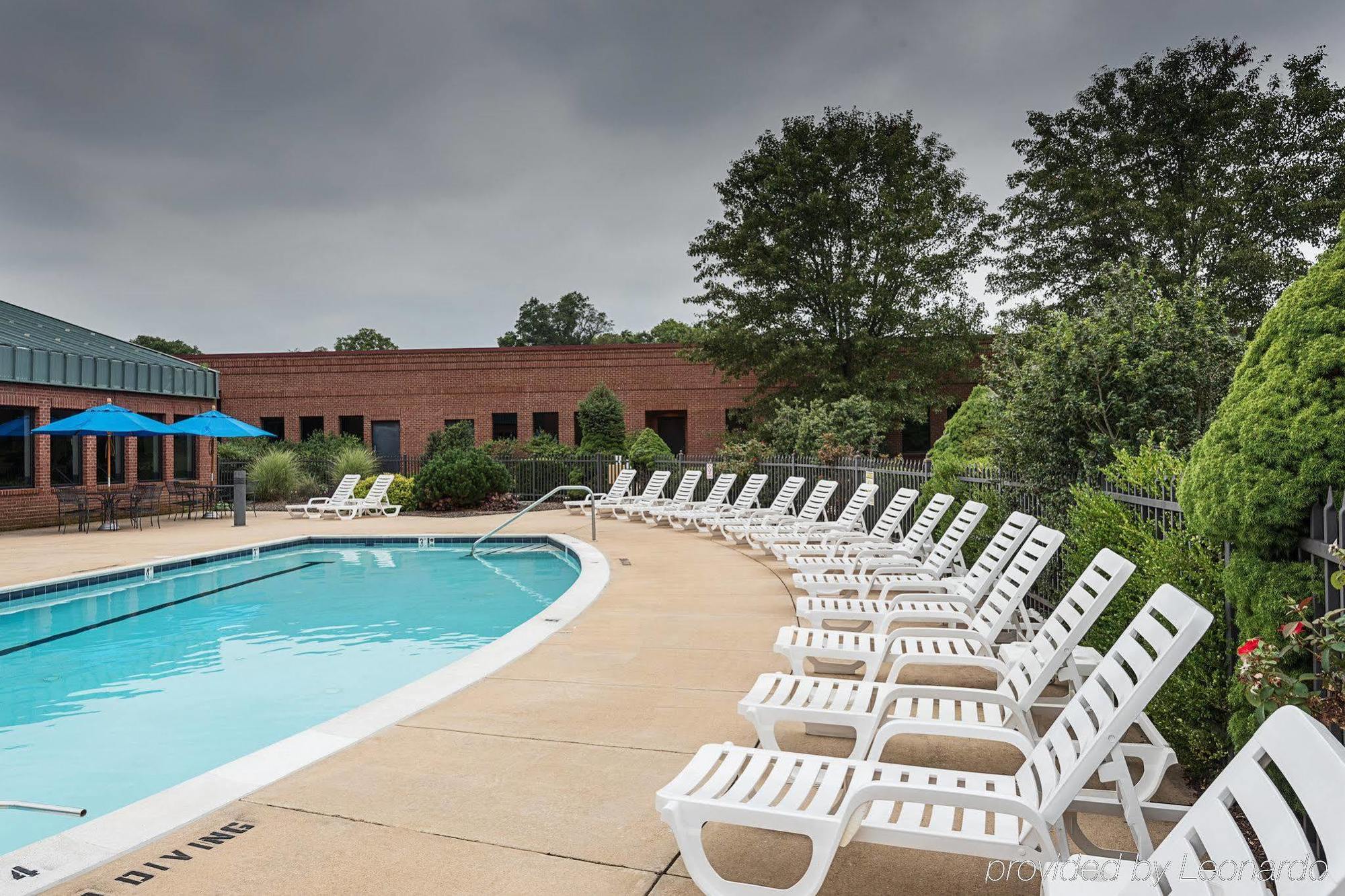 Clarion Hotel & Conference Center Shepherdstown Eksteriør bilde